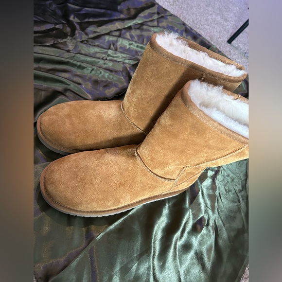 Cozy Chestnut Koolaburra by Ugg Boots size 9 - Picture 3 of 8